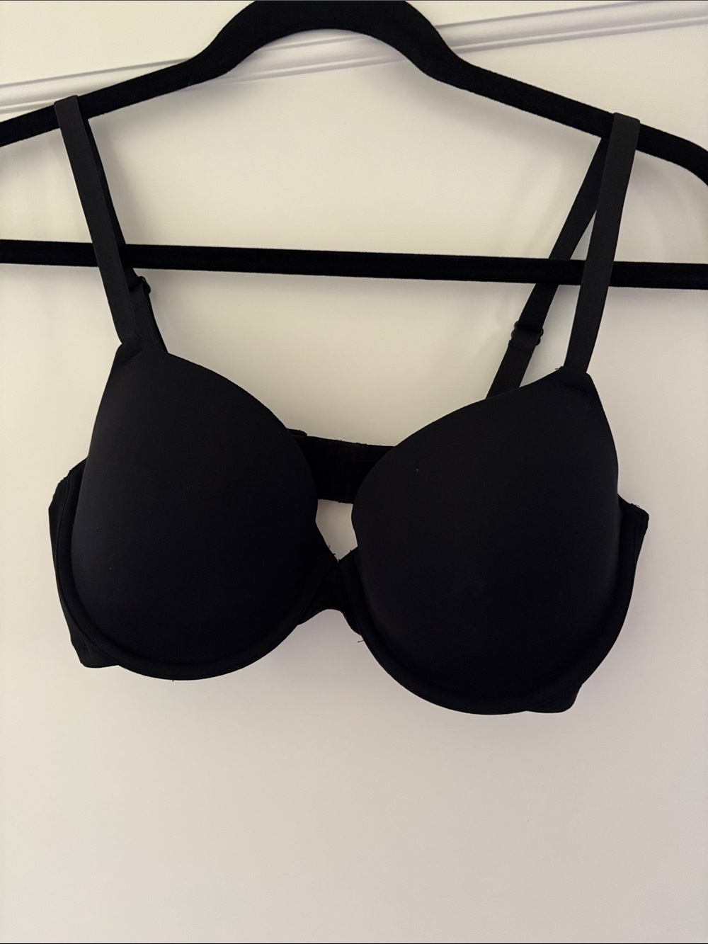 Auden Black Padded T-Shirt Bra with Adjustable Straps